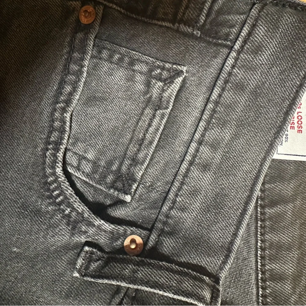 GAP Black 90’s loose mid rise jeans - Picture 7 of 8